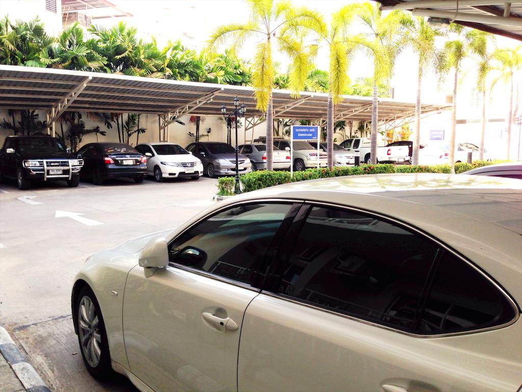Baanbudsarin Apartment Sing Buri Bagian luar foto