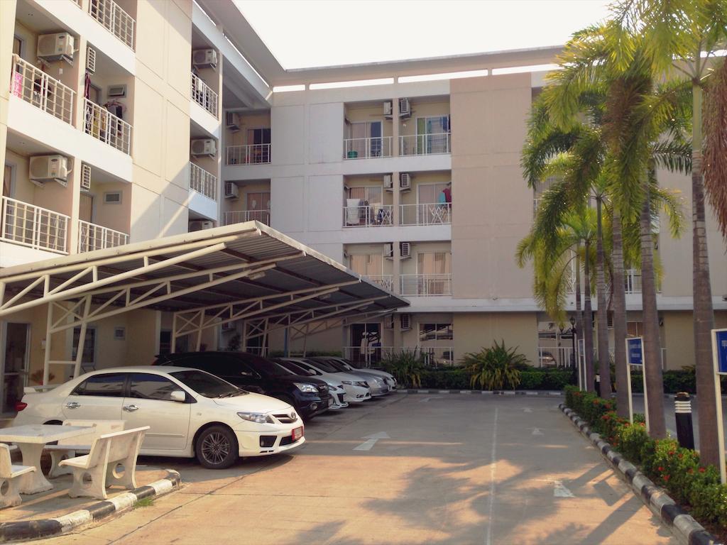 Baanbudsarin Apartment Sing Buri Bagian luar foto
